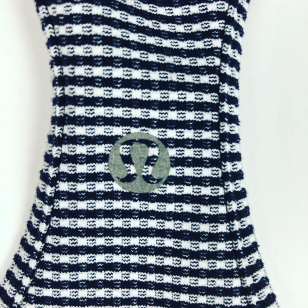 ⭐️🌴Lululemon Racerback Top - Picture 3 of 4